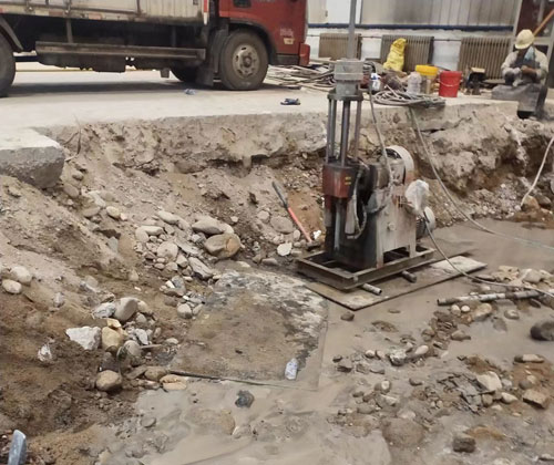 五通桥公路下沉压浆